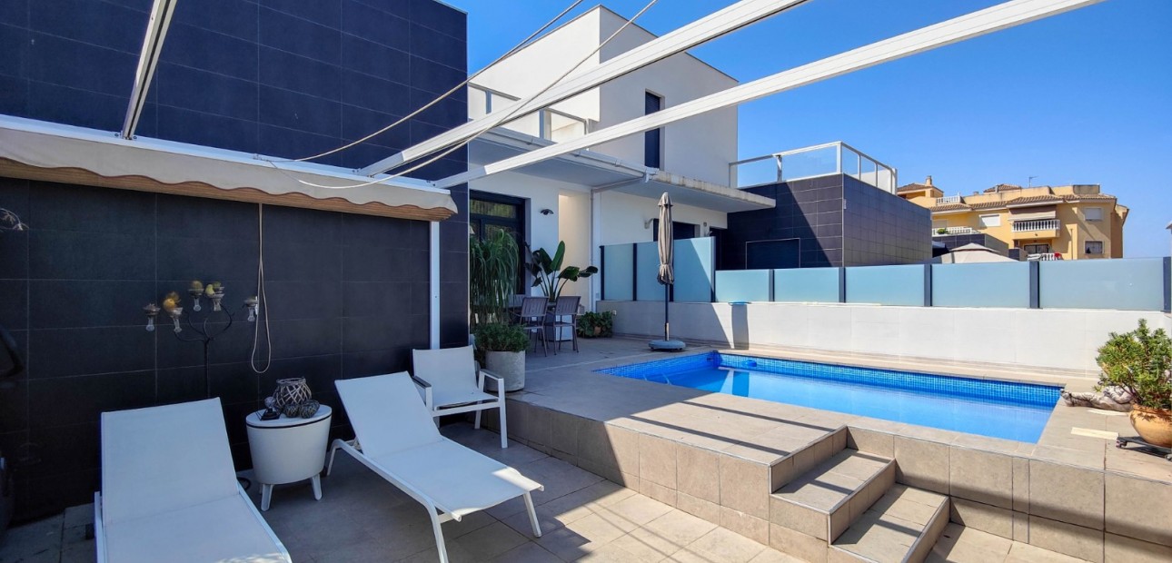 Venta - Detached Villa -
Formentera del Segura - Formentera - Village
