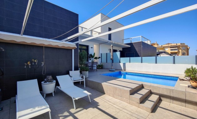 Venta - Detached Villa -
Formentera del Segura - Formentera - Village