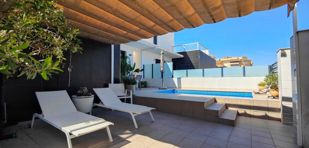 Venta - Detached Villa -
Formentera del Segura - Formentera - Village