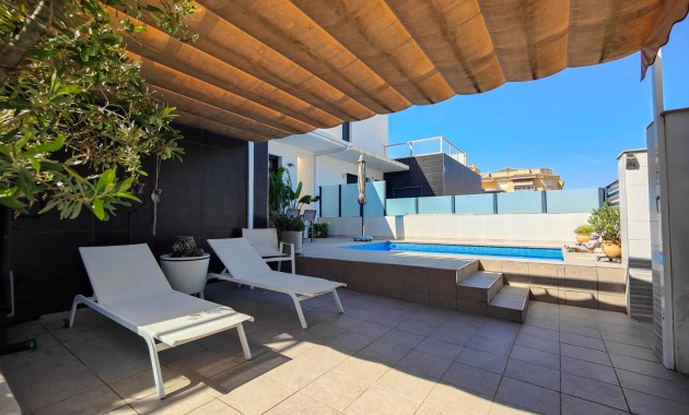 Venta - Detached Villa -
Formentera del Segura - Formentera - Village