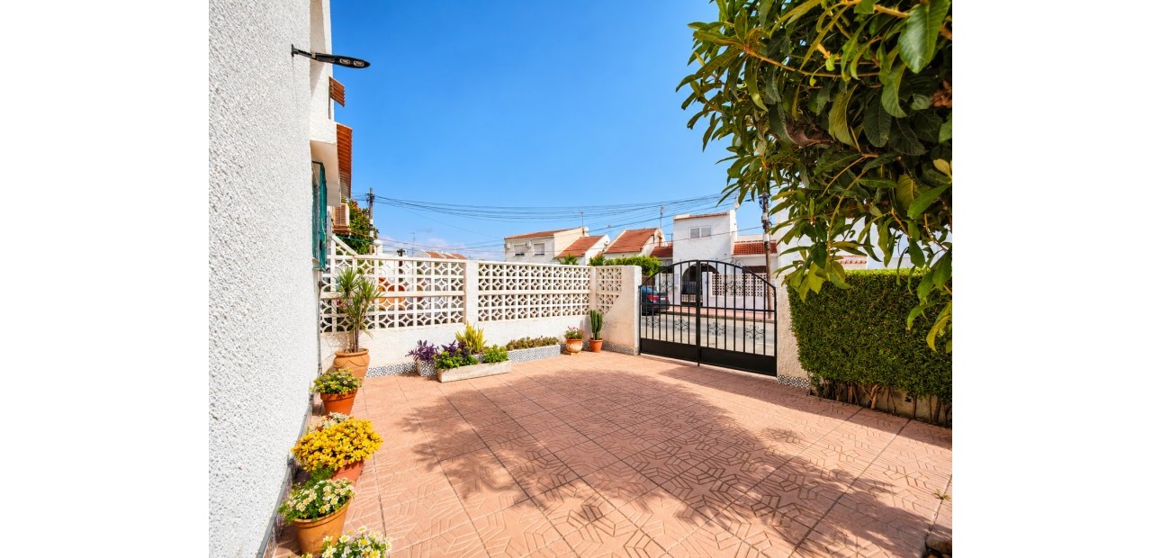 Venta - Adosado -
Torrevieja - Nueva Torrevieja