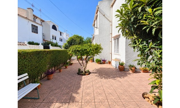 Venta - Adosado -
Torrevieja - Nueva Torrevieja