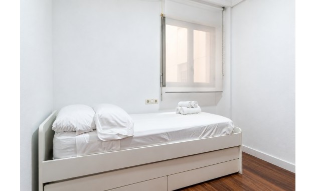 Venta - Apartamento / piso -
Torrevieja - Playa Del Cura