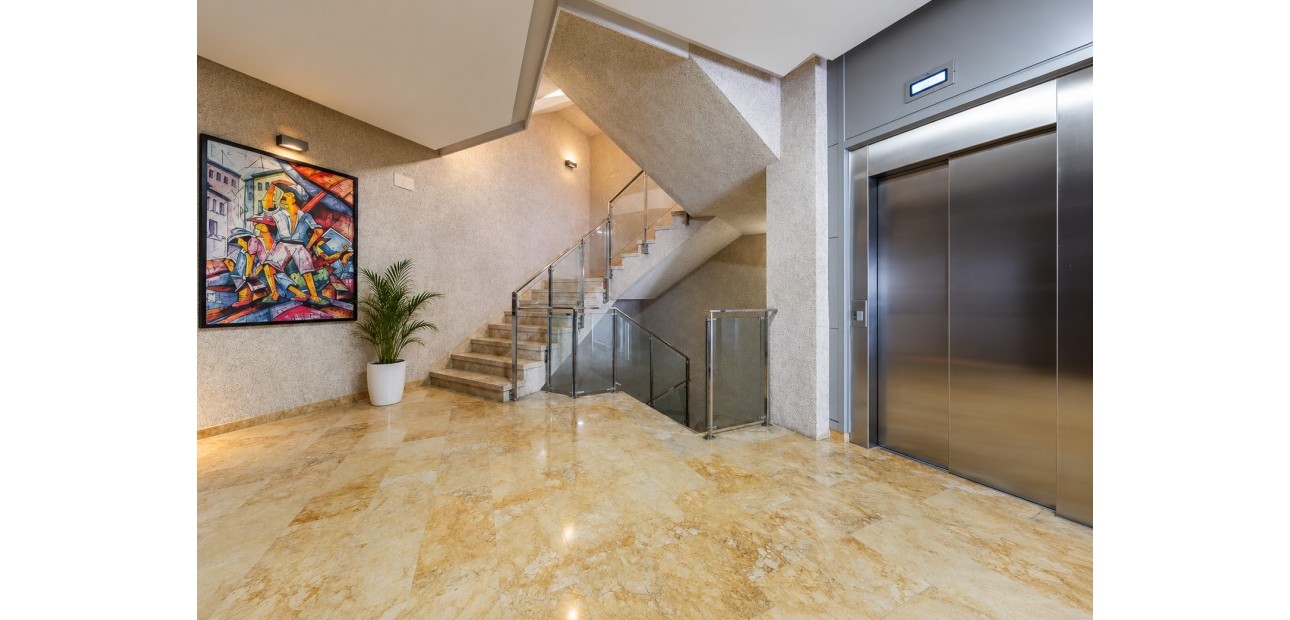 Venta - Apartamento / piso -
Torrevieja - Playa Del Cura