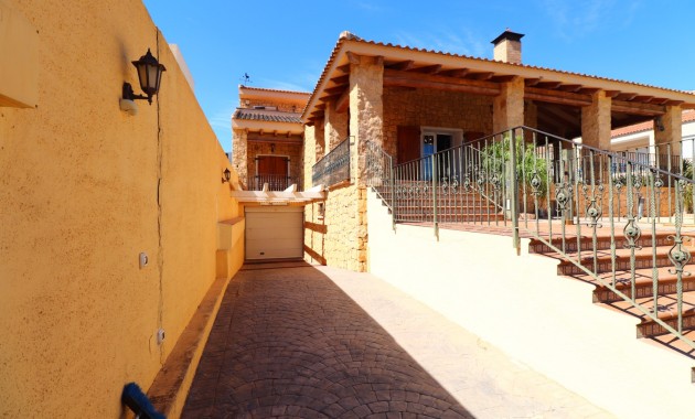 Venta - Detached Villa -
Formentera del Segura - Formentera - Village