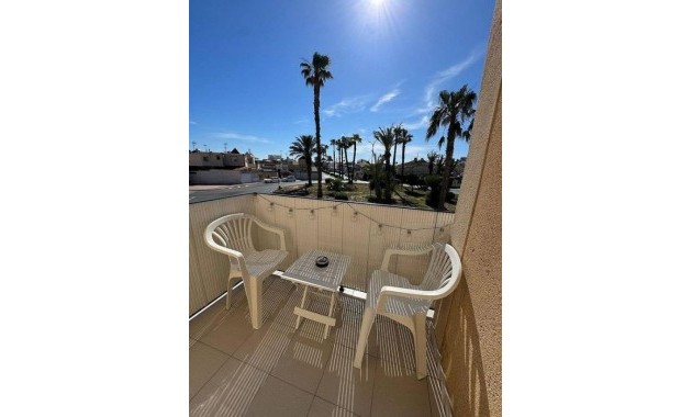 Venta - Terraced house -
Torrevieja - Carrefour