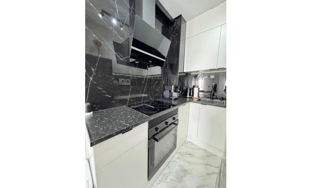 Venta - Terraced house -
Torrevieja - Carrefour