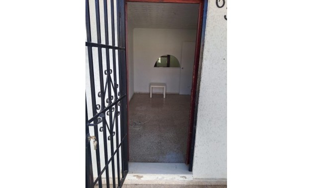 Venta - Apartamento / piso -
Torrevieja - El limonar