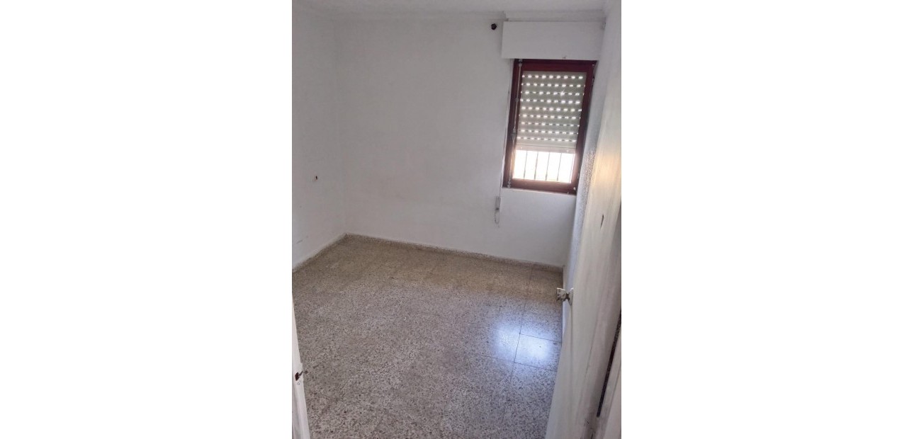 Venta - Apartamento / piso -
Torrevieja - El limonar