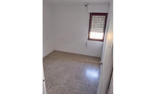 Venta - Apartamento / piso -
Torrevieja - El limonar