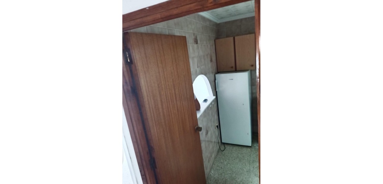 Venta - Apartamento / piso -
Torrevieja - El limonar