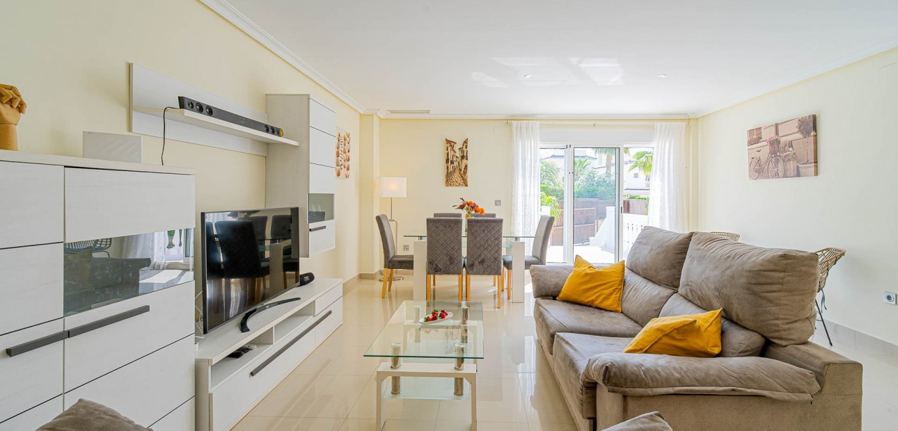 Venta - Detached Villa -
Alicante - El Campello