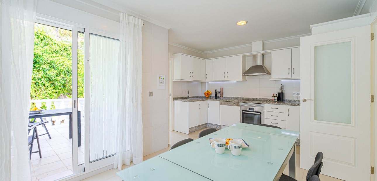 Venta - Detached Villa -
Alicante - El Campello