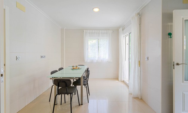Venta - Detached Villa -
Alicante - El Campello