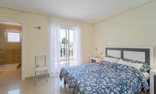 Venta - Detached Villa -
Alicante - El Campello