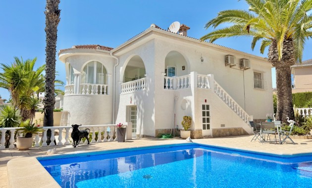Venta - Detached Villa -
Ciudad Quesada - Centro de la Ciudad Quesada