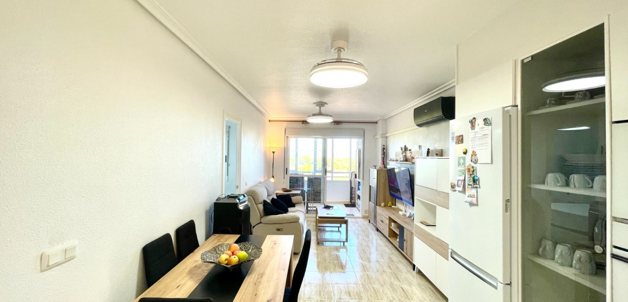 Herverkoop - Appartement / flat -
La Siesta