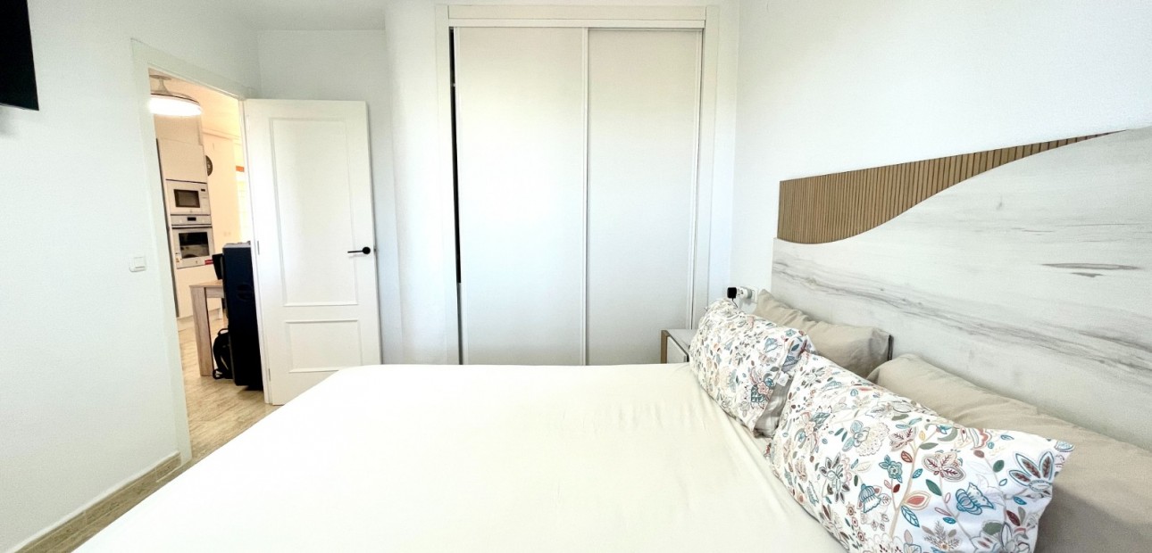 Herverkoop - Appartement / flat -
La Siesta