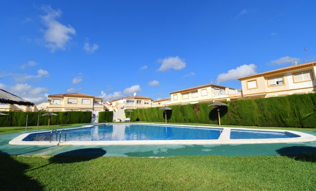 Venta - Apartamento / piso -
Orihuela Costa - Playa Flamenca