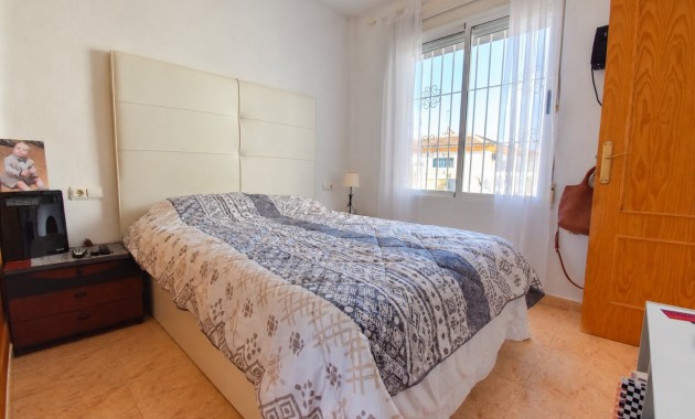 Venta - Apartamento / piso -
Orihuela Costa - Playa Flamenca