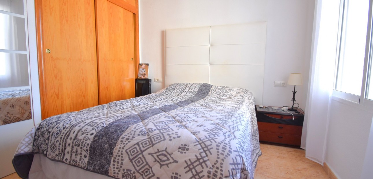 Venta - Apartamento / piso -
Orihuela Costa - Playa Flamenca