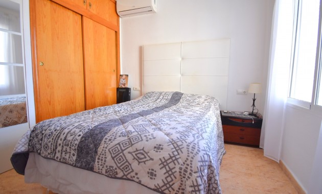 Venta - Apartamento / piso -
Orihuela Costa - Playa Flamenca