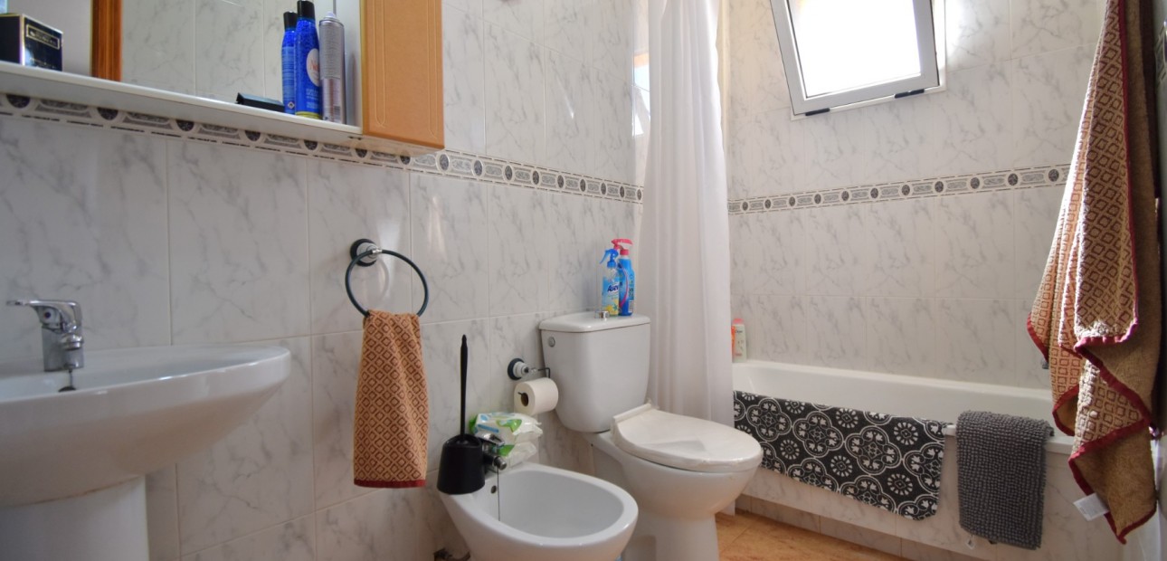 Venta - Apartamento / piso -
Orihuela Costa - Playa Flamenca