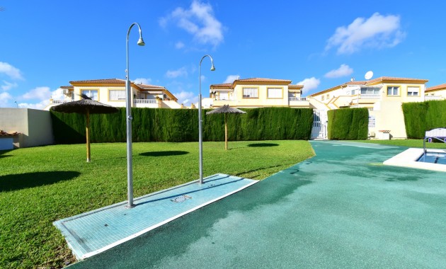 Venta - Apartamento / piso -
Orihuela Costa - Playa Flamenca