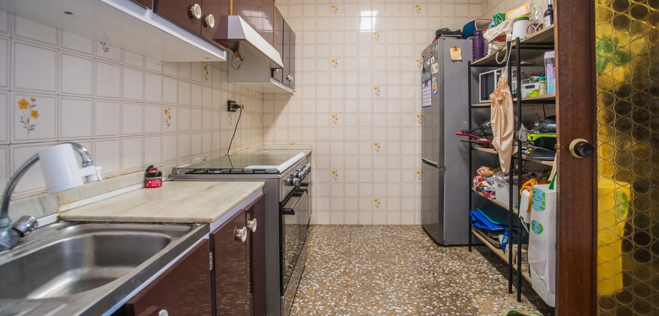 Venta - House -
Orihuela - Redovan