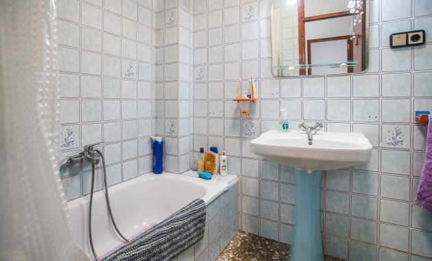Venta - House -
Orihuela - Redovan