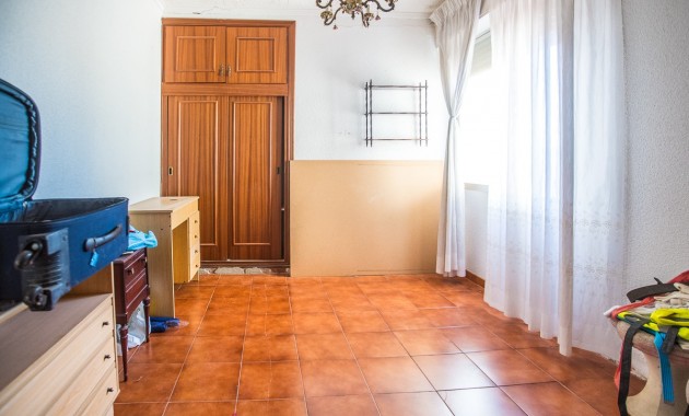Venta - House -
Orihuela - Redovan
