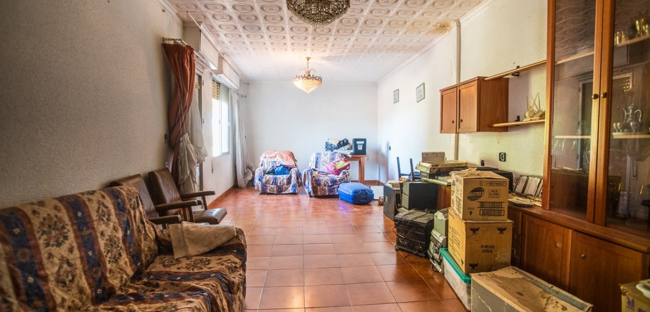 Venta - House -
Orihuela - Redovan
