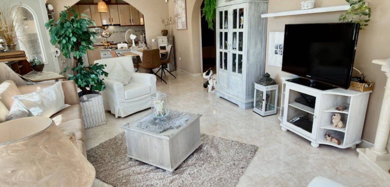 Venta - Villa -
Ciudad Quesada - Lo Pepin