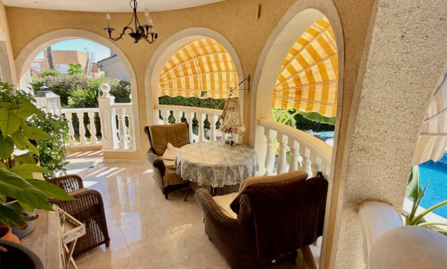 Venta - Villa -
Ciudad Quesada - Lo Pepin