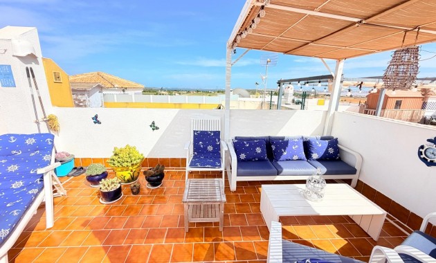 Venta - Apartamento / piso -
Los Montesinos - La herrada