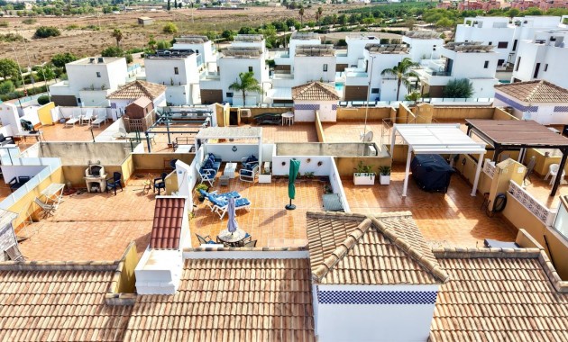 Venta - Apartamento / piso -
Los Montesinos - La herrada