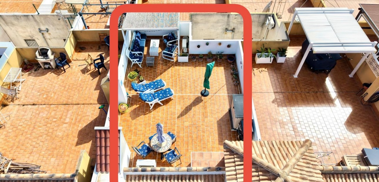 Venta - Apartamento / piso -
Los Montesinos - La herrada