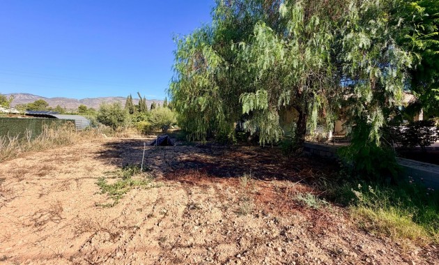 Sale - Detached Villa -
Crevillente