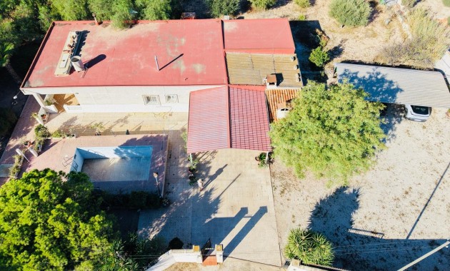 Sale - Detached Villa -
Crevillente