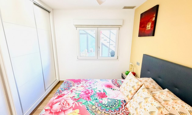 Venta - Semi Detached Villa -
Los Montesinos - La Herada