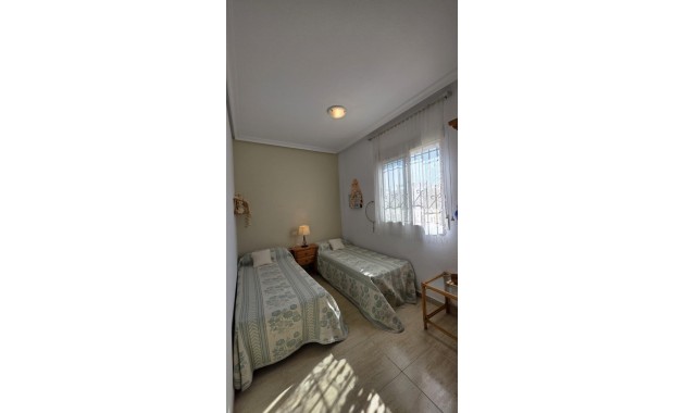 Venta - Bungalow -
Torrevieja - Centro