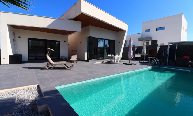 Venta - Detached Villa -
Formentera del Segura - Fincas de La Vega