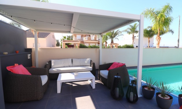Venta - Detached Villa -
Formentera del Segura - Fincas de La Vega