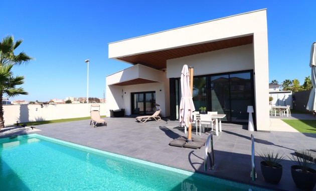 Venta - Detached Villa -
Formentera del Segura - Fincas de La Vega