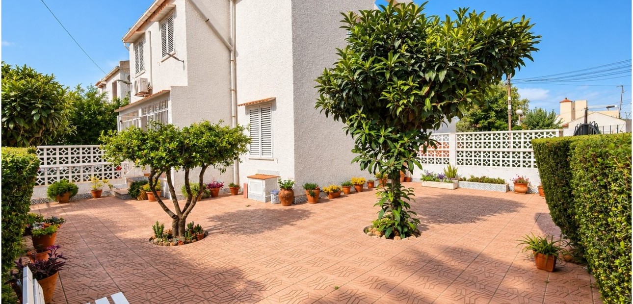 Venta - Adosado -
Torrevieja - Nueva Torrevieja