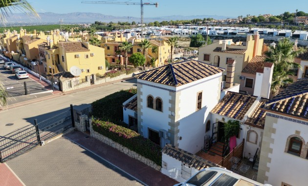 Venta - Semi Detached Villa -
Algorfa - La Finca Golf Resort