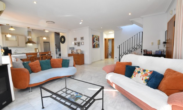 Venta - Semi Detached Villa -
Algorfa - La Finca Golf Resort