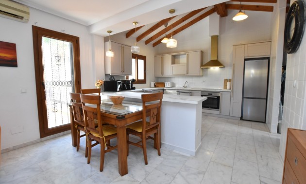 Venta - Semi Detached Villa -
Algorfa - La Finca Golf Resort
