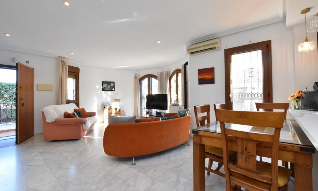 Venta - Semi Detached Villa -
Algorfa - La Finca Golf Resort