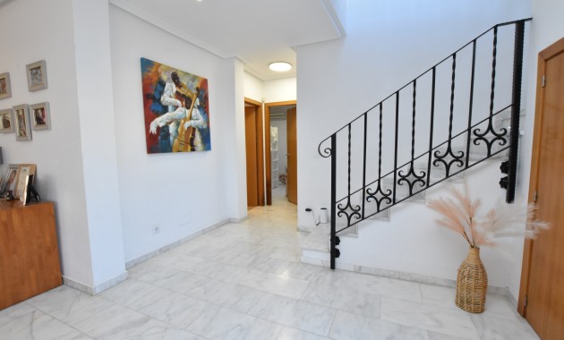Venta - Semi Detached Villa -
Algorfa - La Finca Golf Resort
